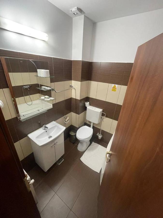 Hotel Promenada Mamaia Kültér fotó